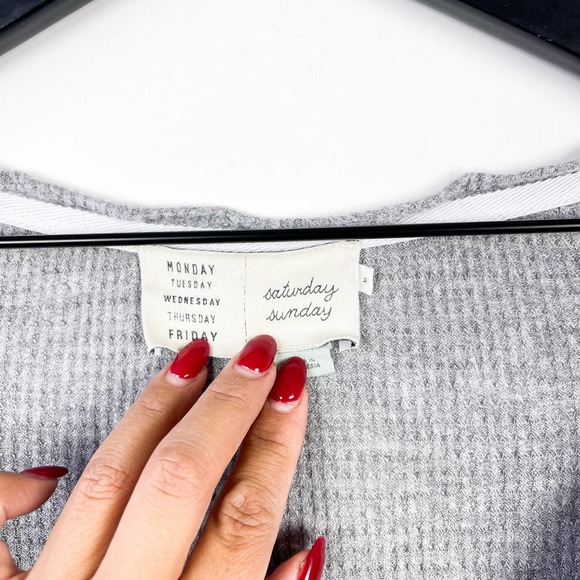 Saturday Sunday Anthropologie (M) Waffle Knit Thermal Scoop Tee Shirt Gray - Picture 3 of 9